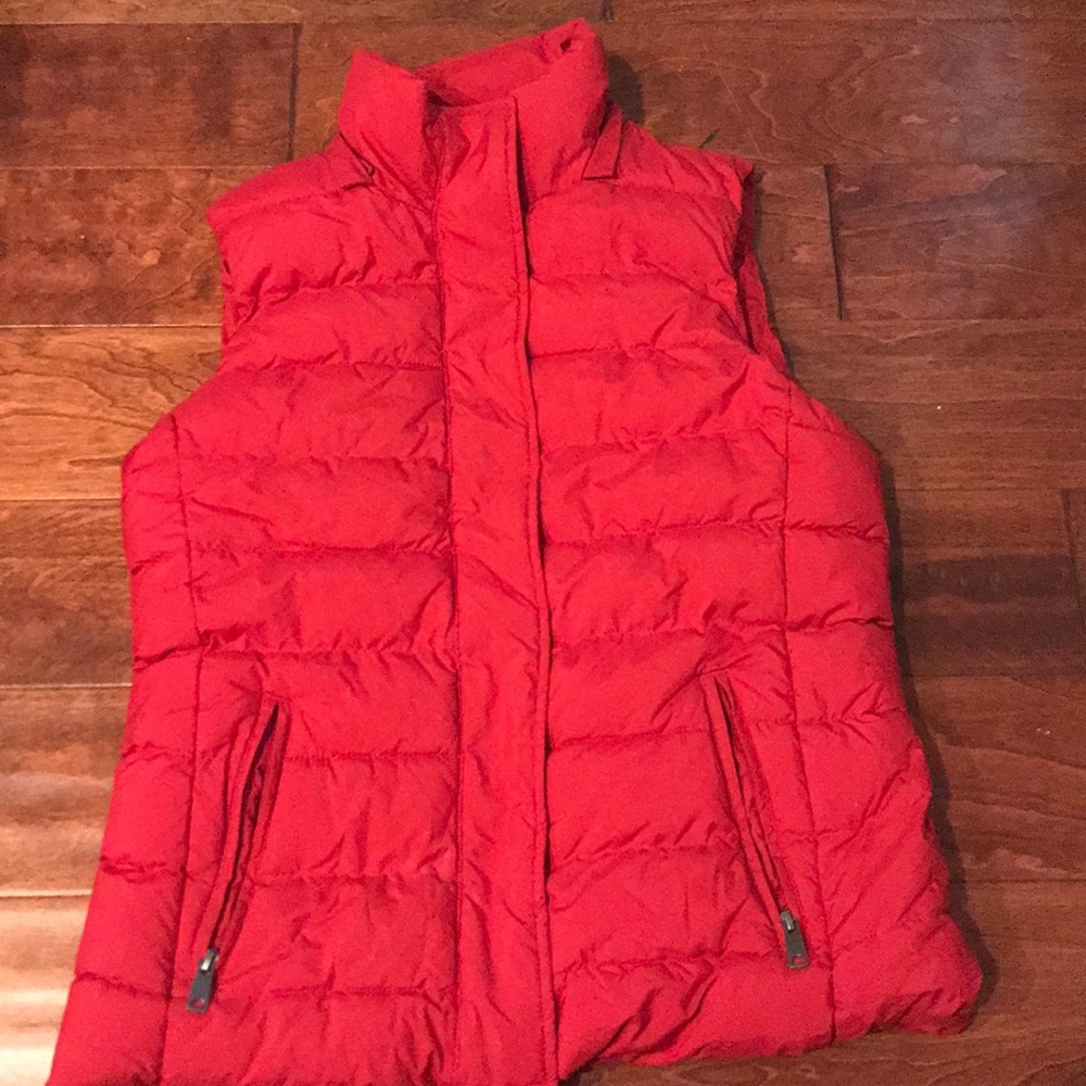 Red Banana Republic Puffer Vest